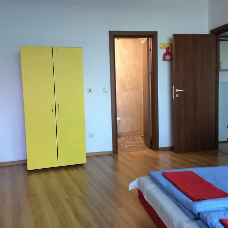 דירה Sea View, 2 703,